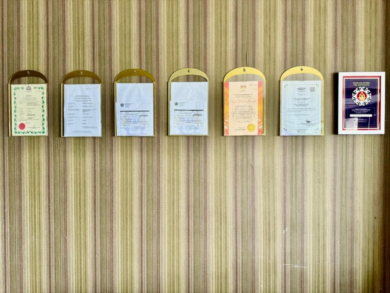 ג'והור בהרו Chariton Hotel Nusa Bestari מראה חיצוני תמונה