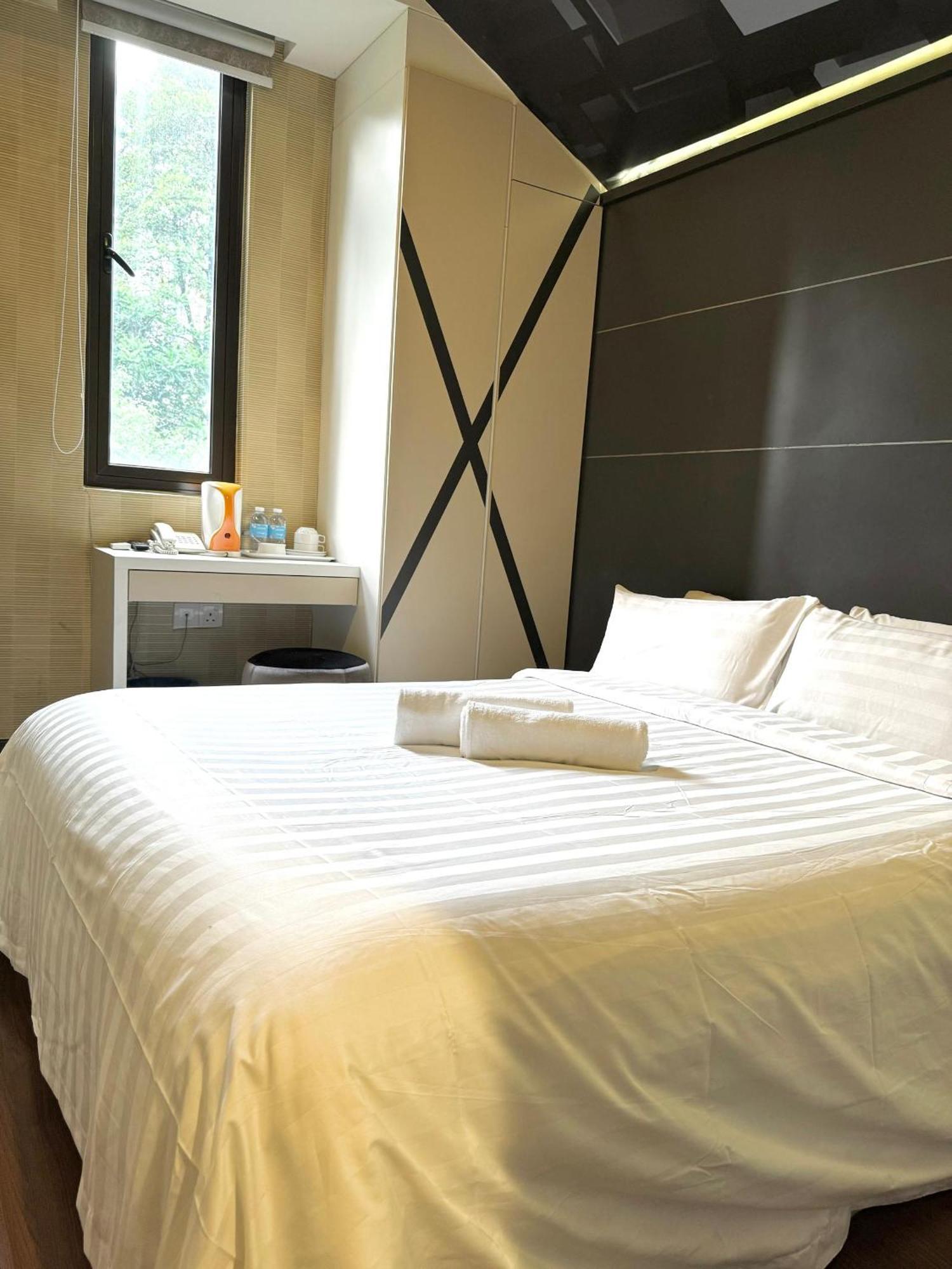 ג'והור בהרו Chariton Hotel Nusa Bestari מראה חיצוני תמונה