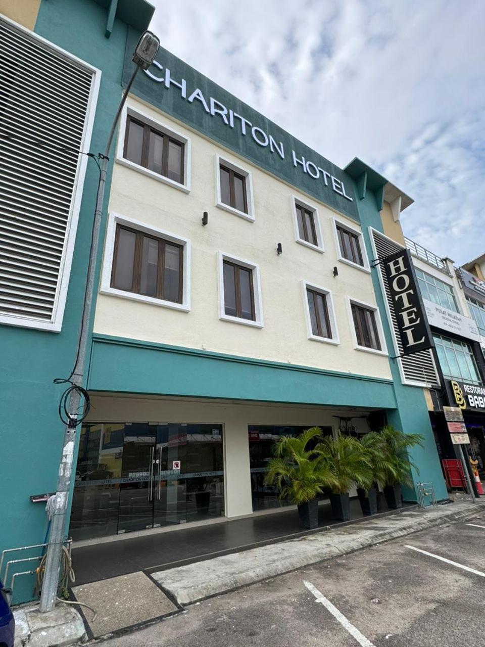 ג'והור בהרו Chariton Hotel Nusa Bestari מראה חיצוני תמונה