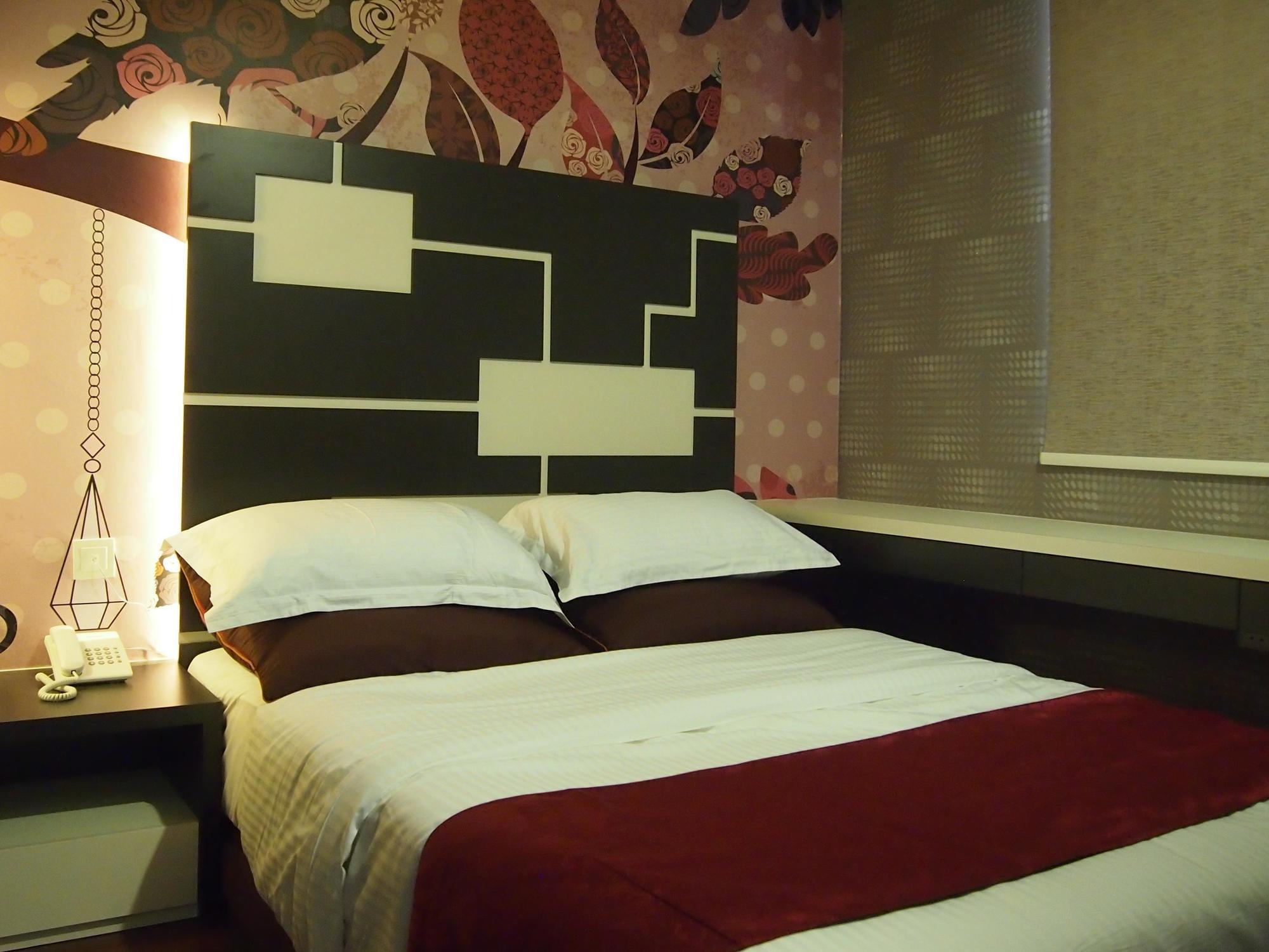 ג'והור בהרו Chariton Hotel Nusa Bestari מראה חיצוני תמונה