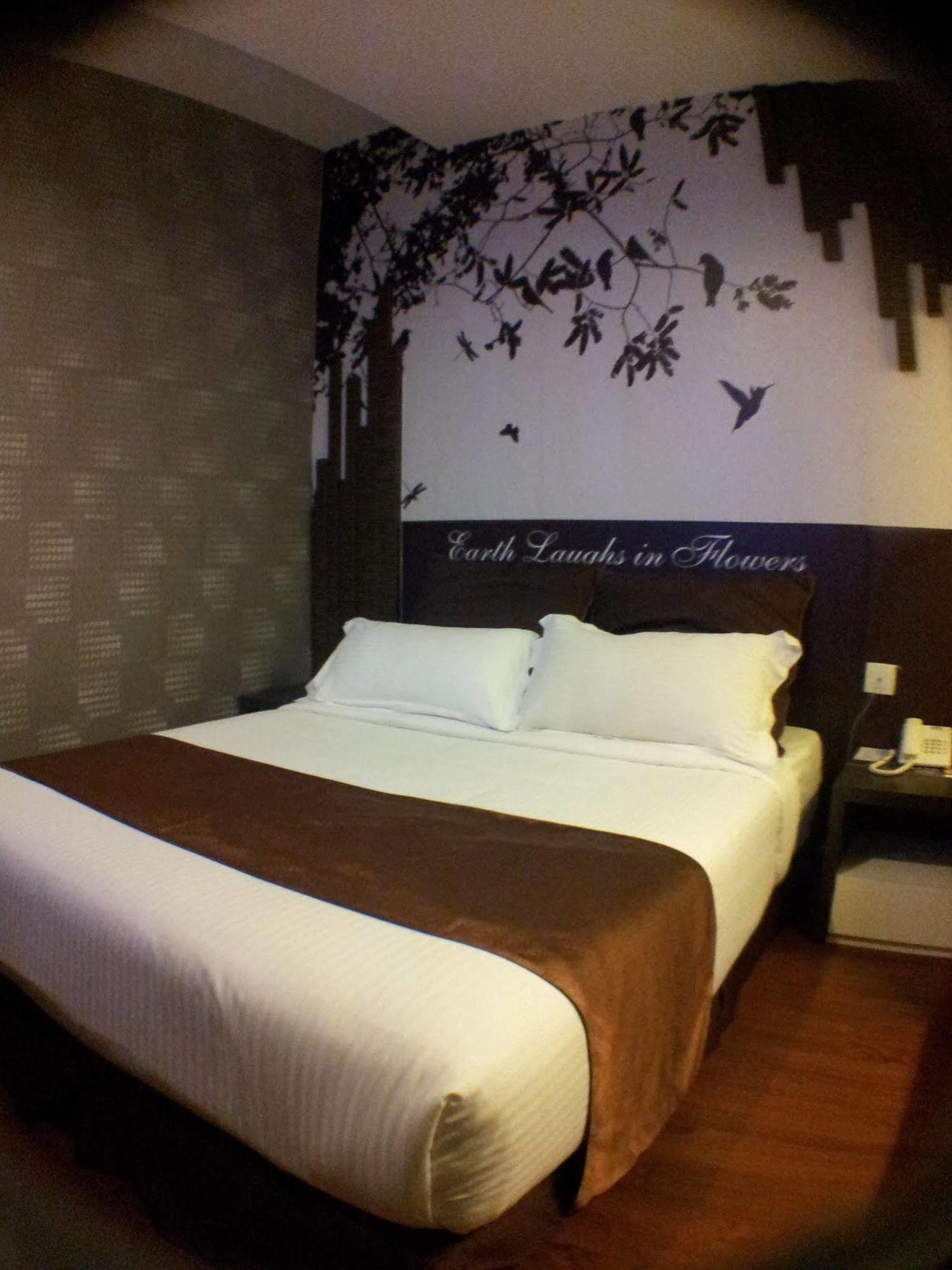 ג'והור בהרו Chariton Hotel Nusa Bestari מראה חיצוני תמונה